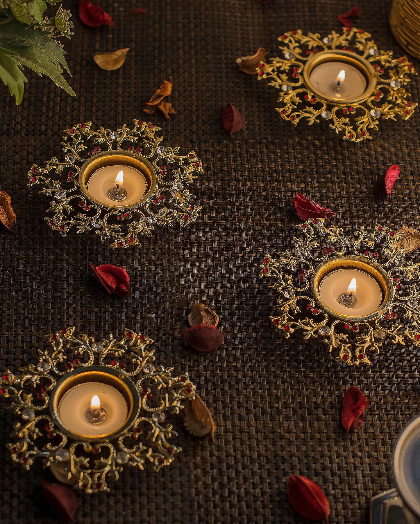Crystal Floral Vine Tea Light Candle Holders, Decorative Diya for Wedding Coffee Table,Small 4" Dia