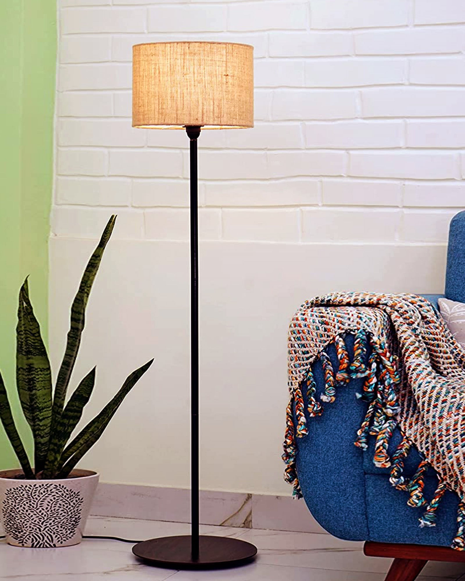 Floor Lamp with Wooden Base – Homesake.in